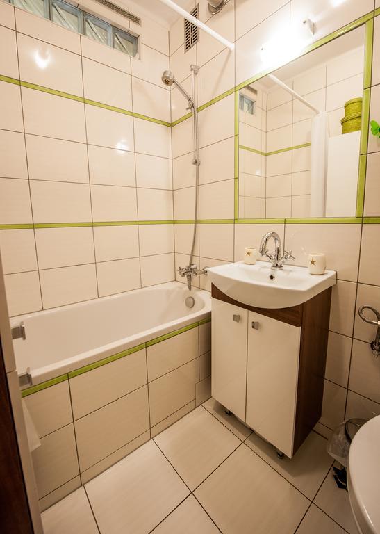 Apartament Eliza W Skawinie Apartment Skawina Bagian luar foto