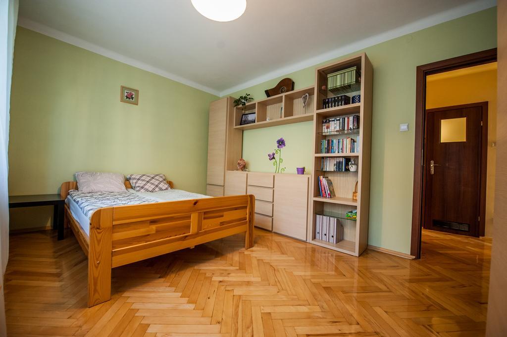 Apartament Eliza W Skawinie Apartment Skawina Bagian luar foto